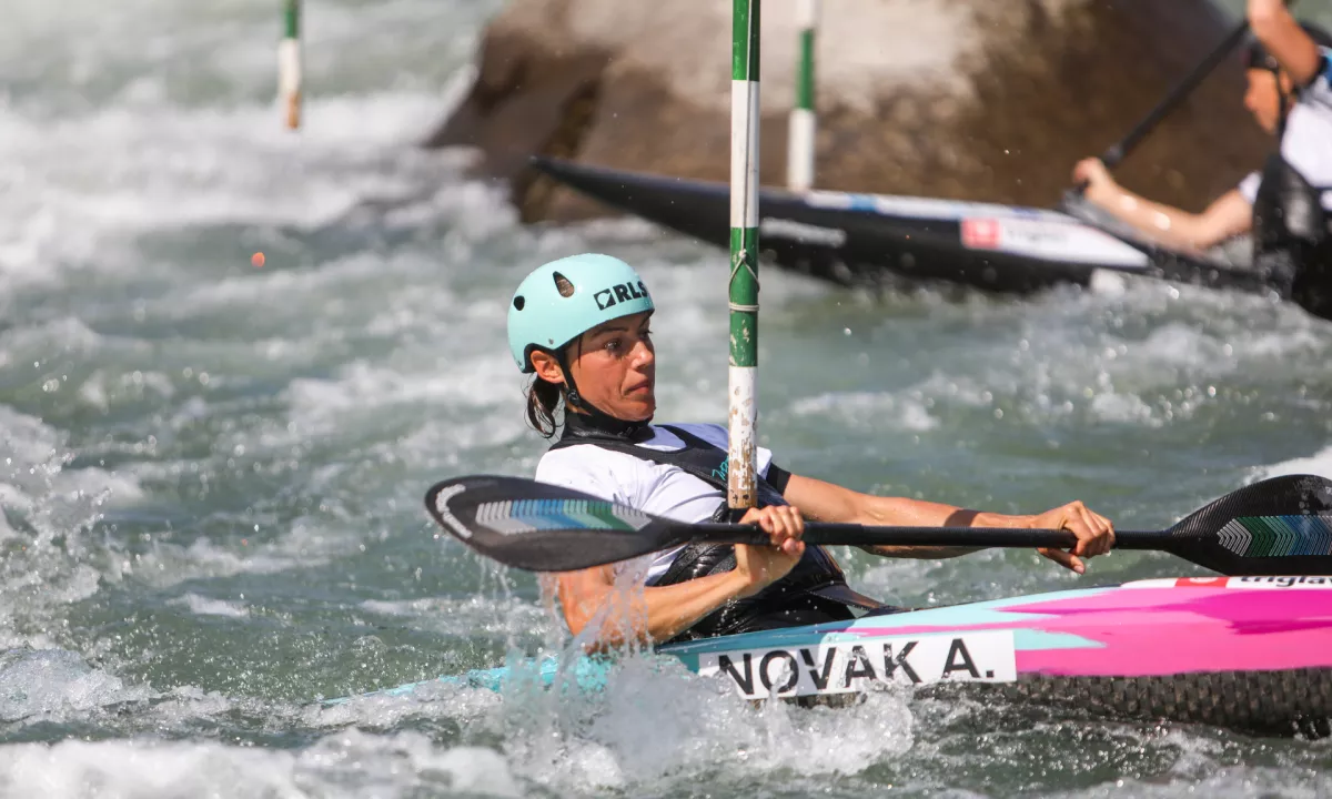 Svetovno prvenstvo: Ajda Novak že prvi dan srebrna v posamičnem krosu