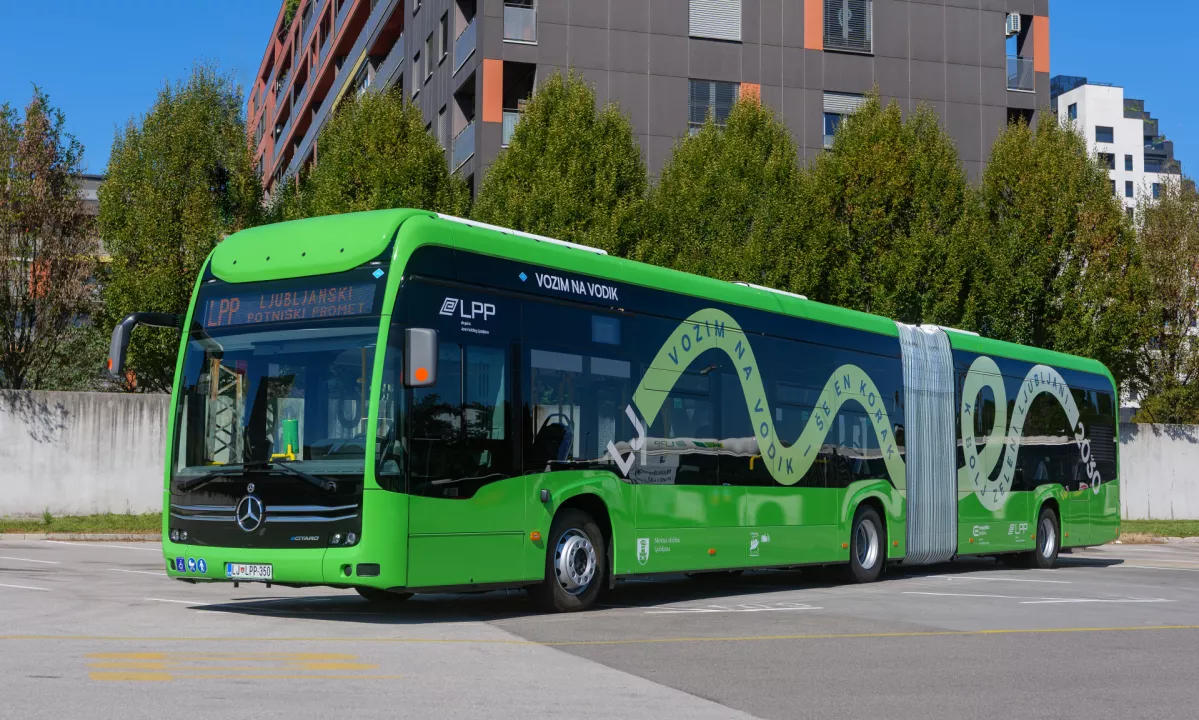 V Ljubljani prvi avtobus na vodik