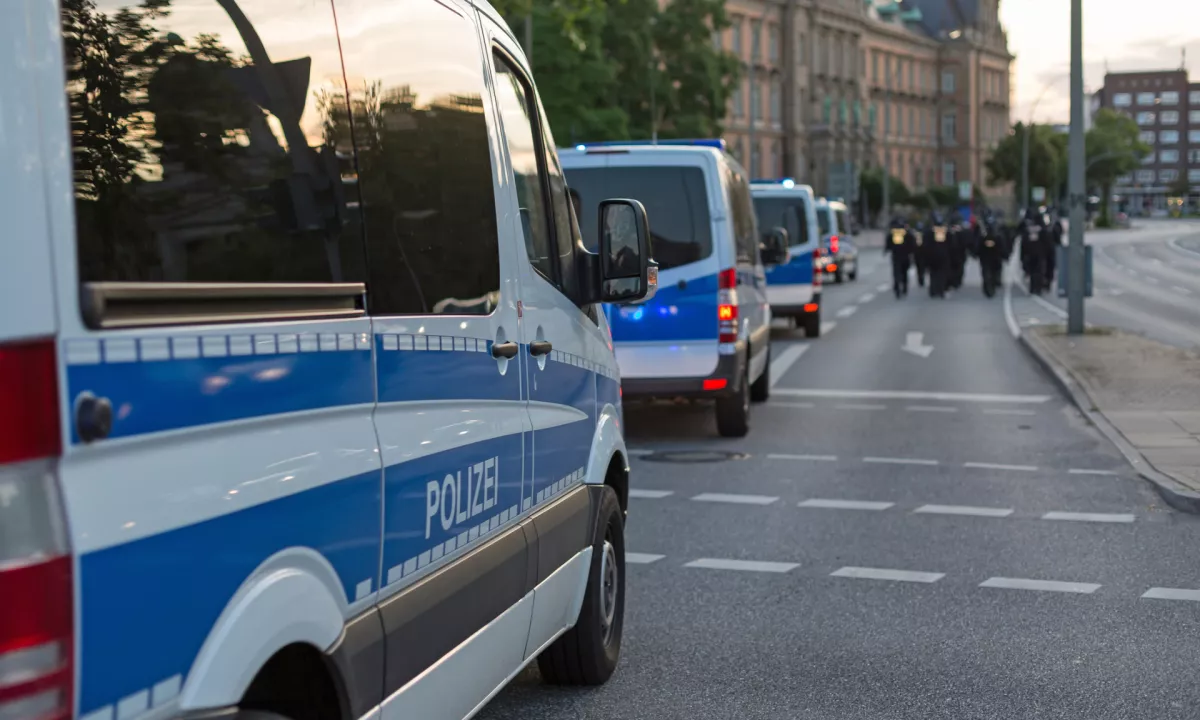 Aretirali tri domnevne člane Hamasa, ki so načrtovali napade v Nemčiji