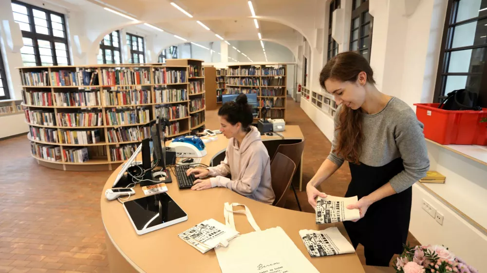 Knjižnica Rog iz mreže Mestne knjižnice Ljubljana (Mol) - 26.10.2023 - otvoritev - Javni zavod Center Rog, kreativno in družabno središče, Trubarjeva 72, //FOTO: Tomaž Skale / Foto: Tomaž Skale