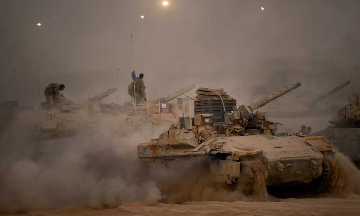 Izraelska vojska začela delni umik