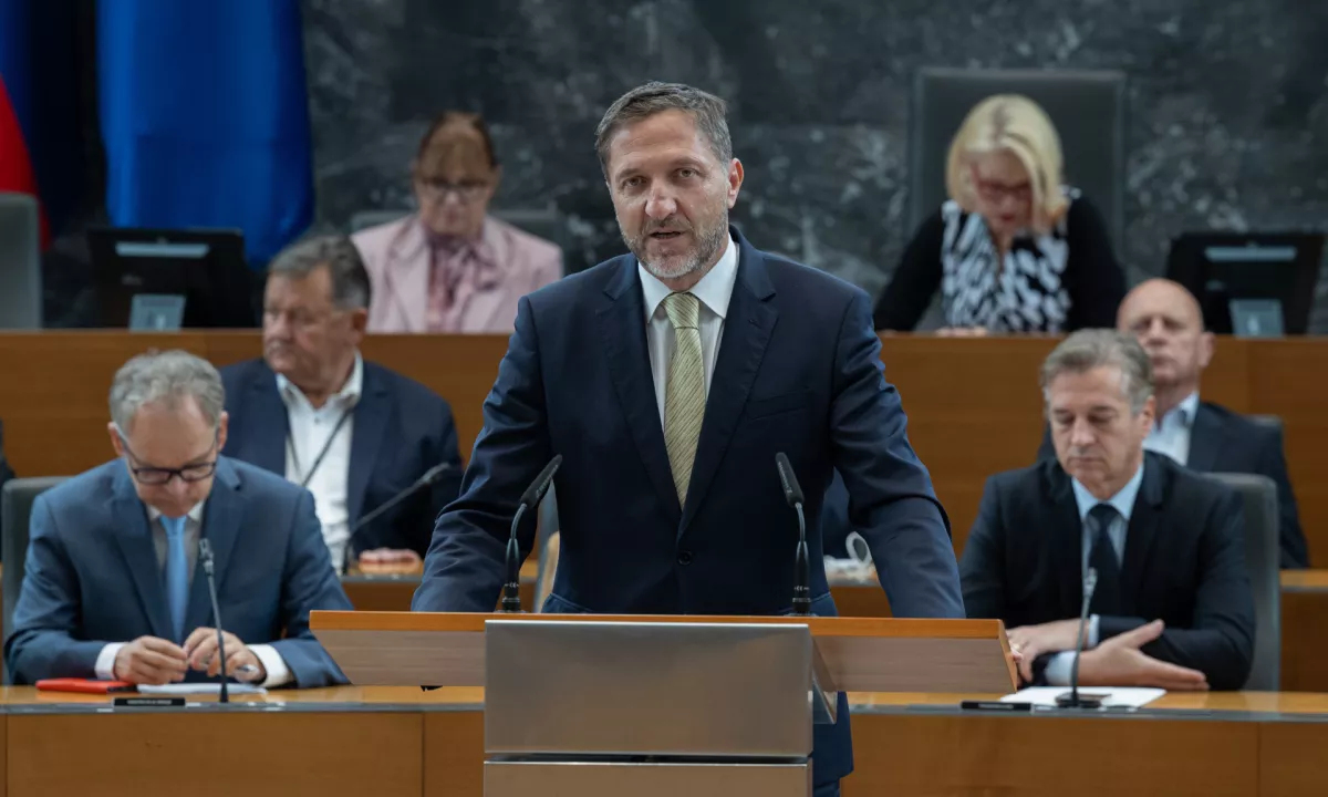 Boštjančič: Slovenija podpira uporabo zamrznjenega ruskega premoženja