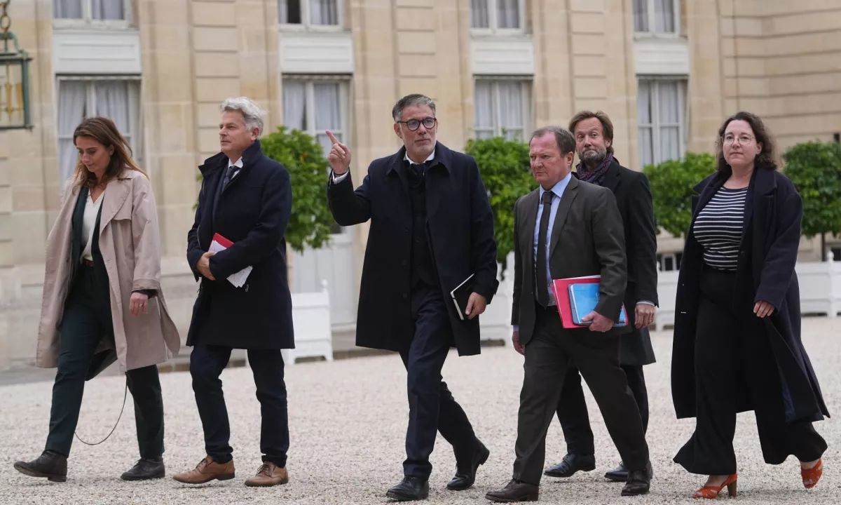 Bo Macron žrtvoval pokojninsko reformo?