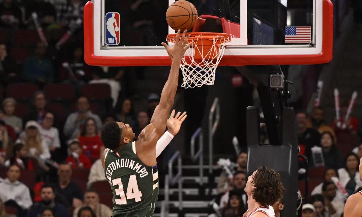 Trije bratje Antetokounmpo sočasno v ekipi Milwaukee Bucks v ligi NBA