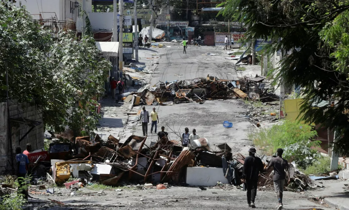 Varnostni svet ZN podaljšal sankcije proti nasilju tolp na Haitiju