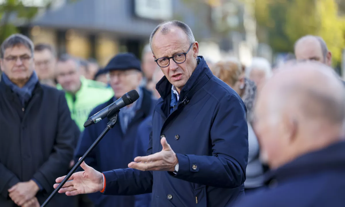 Merz napoveduje boj proti desničarski AfD pred volitvami v Nemčiji