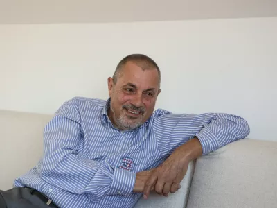 - 21.05.2018 &ndash; dr. Peter Jambrek, pravnik, politik in sociolog - oče slovenske ustave, nekdanji ustavni sodnik -  //FOTO: Luka CjuhaOPOMBA: DNEVNIKOV OBJEKTIV - INTERVJU 2018.