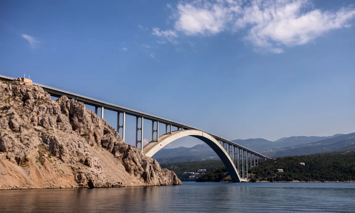 Delodajalec najel detektiva, da bi razkril prevaro zaposlenega glede potnih stroškov