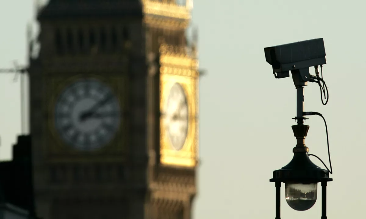 Aretiralali tri moške zaradi suma vohunjenja za Rusijo