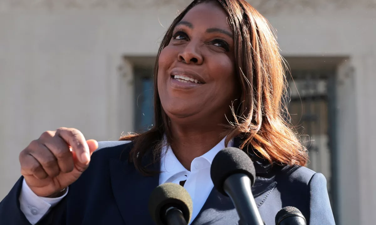 Letitia James zanikala obtožbe o laganju pri hipotekarnem kreditu in jih označila za politično maščevanje Trumpa