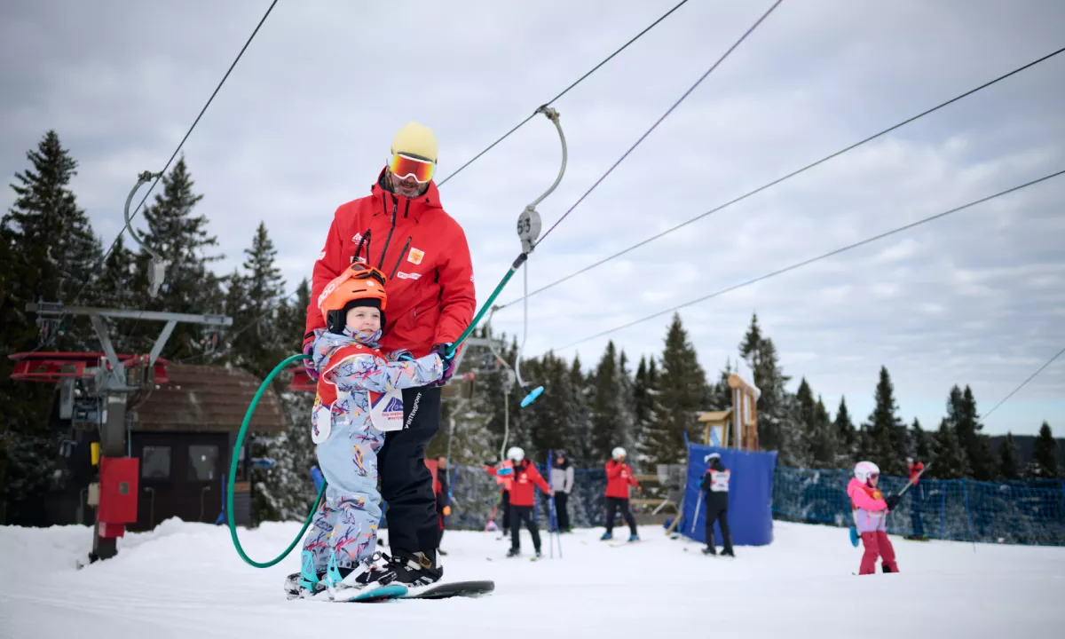 Na slovenskih smučiščih bo smučanje letos dražje