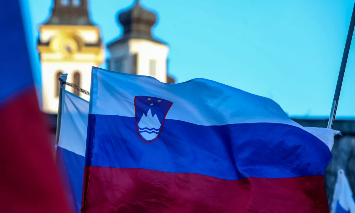 Trije predsedniki v poslanicah: Suverenost ni samoumevna