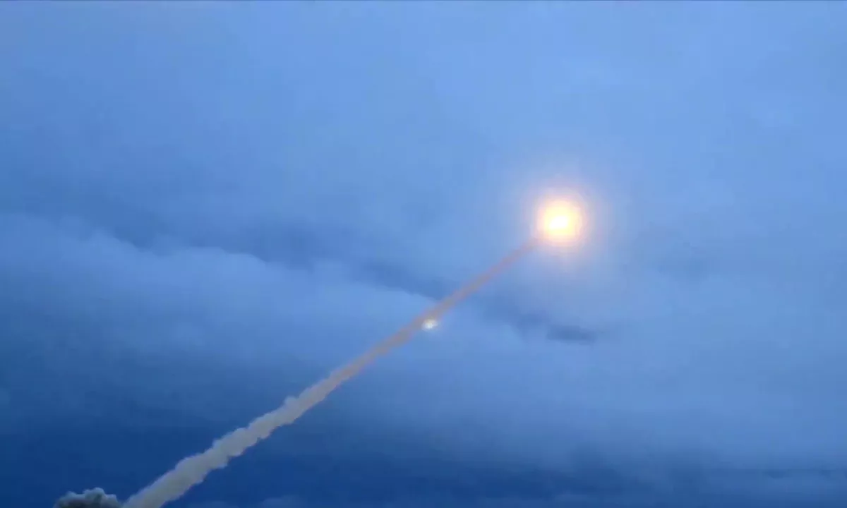 Rusija trdi, da je uspešno preizkusila strateško raketo na jedrski pogon