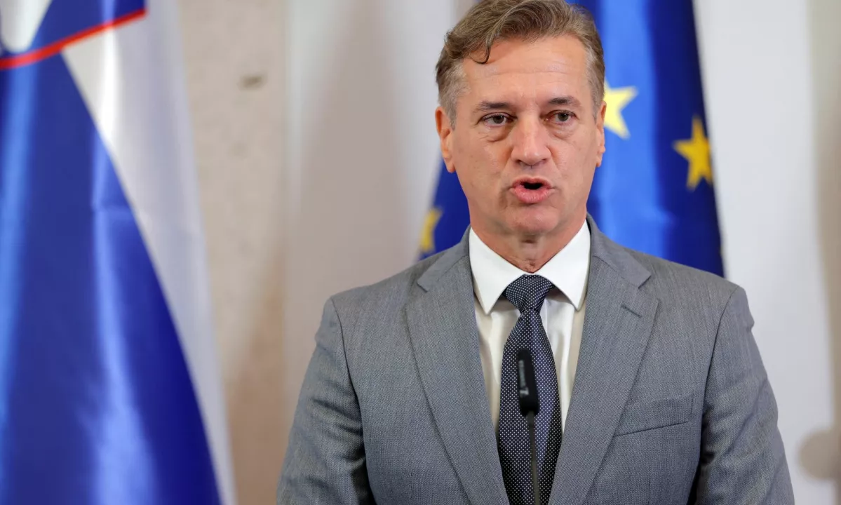 Golob: Država mora narediti vse, da med ljudi vrne občutek miru