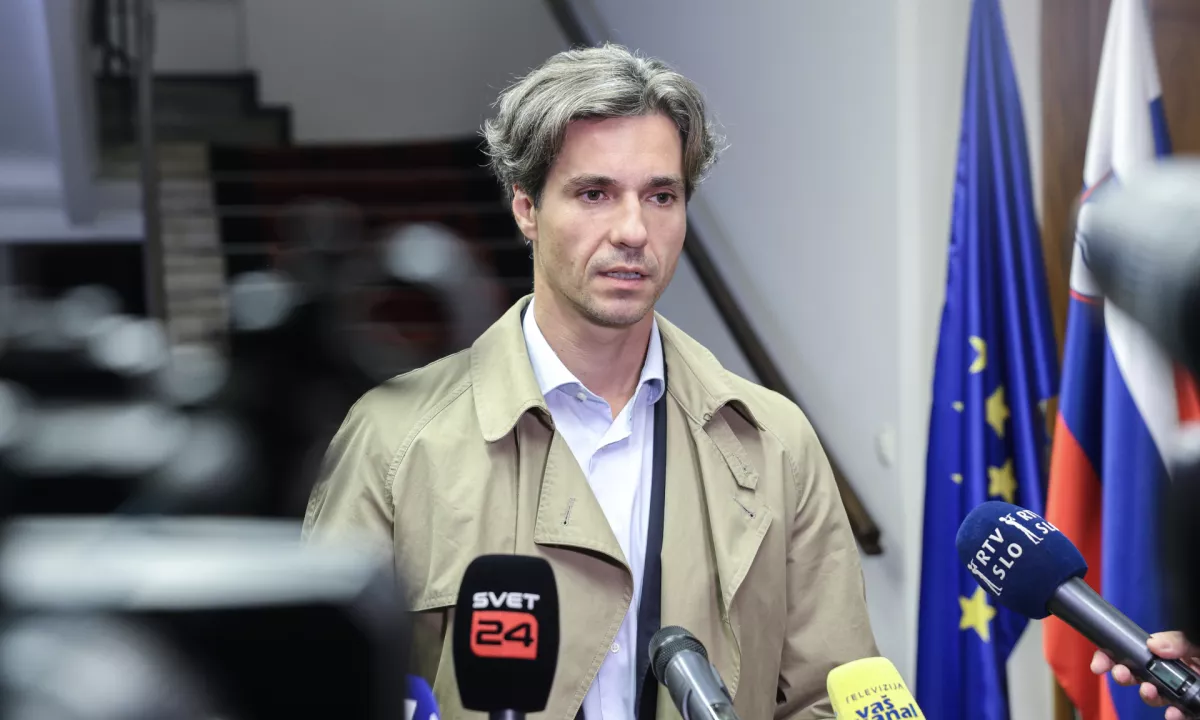 NSi in SDS vlagata interpelacijo zoper ministra za delo Mesca