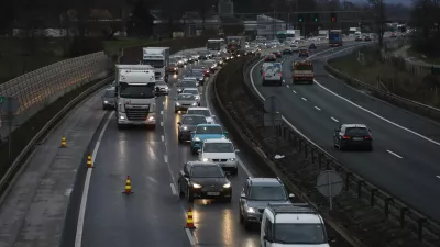 - 02.03.2024 – Primorska avtocesta odsek Brezovica - Vrhnika - zastoj - gneča zaradi obnovitvenih del//FOTO: Luka Cjuha