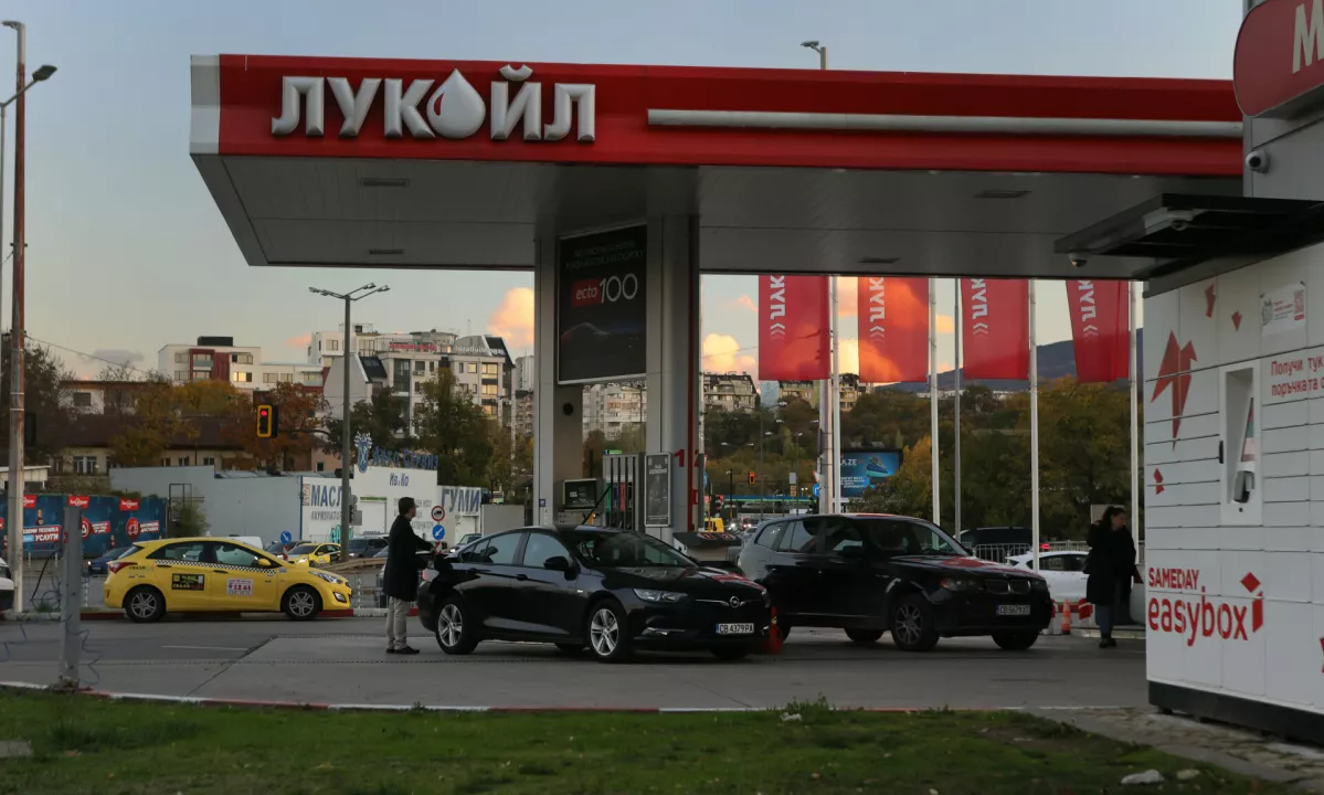 Lukoil prodal premoženje v tujini švicarskemu Gunvorju zaradi ameriških sankcij