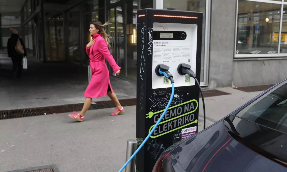Ponovno na voljo subvencije za nakup električnih vozil v Sloveniji