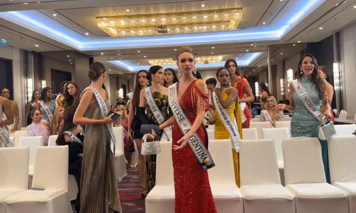 Drama na izboru za Miss Universe: Tekmovalke protestno zapustile dvorano na Tajskem