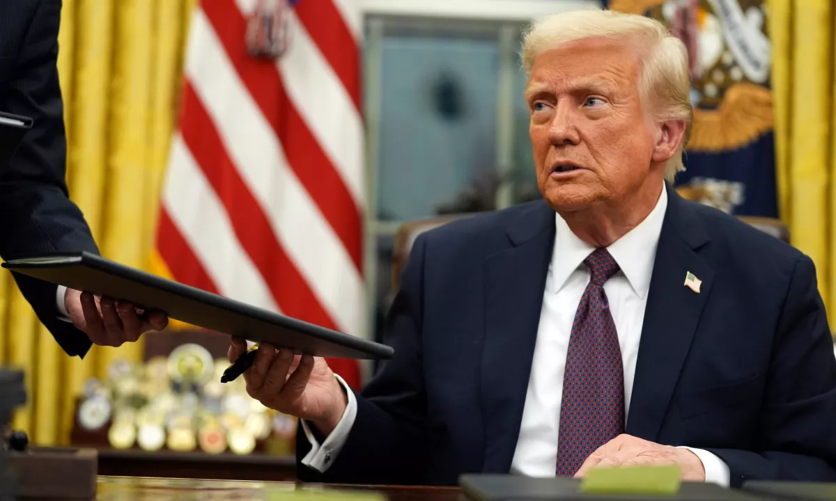 Prekinitev financiranja ameriške vlade traja rekordno dolgo