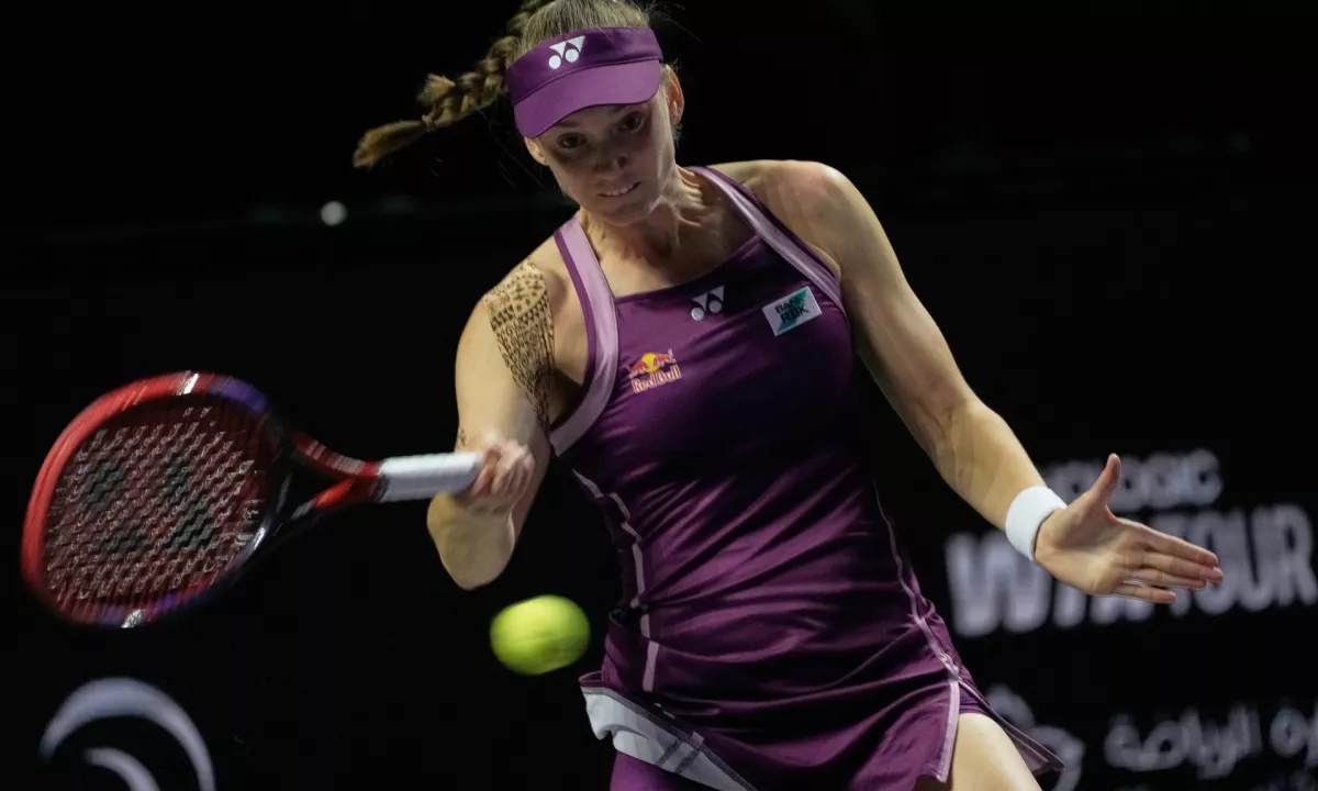 Jelena Ribakina v polfinale s tremi zmagami