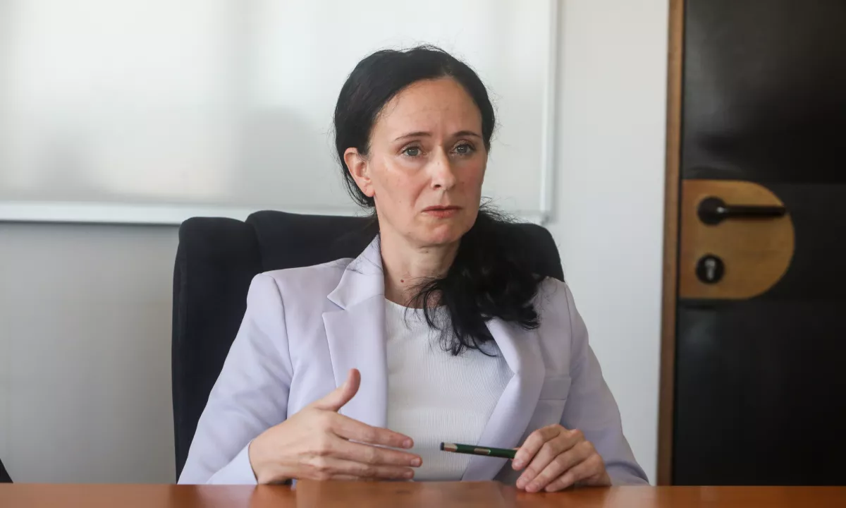 Direktorica uprave za varno hrano naj bi po razkritju osebnih podatkov odstopila