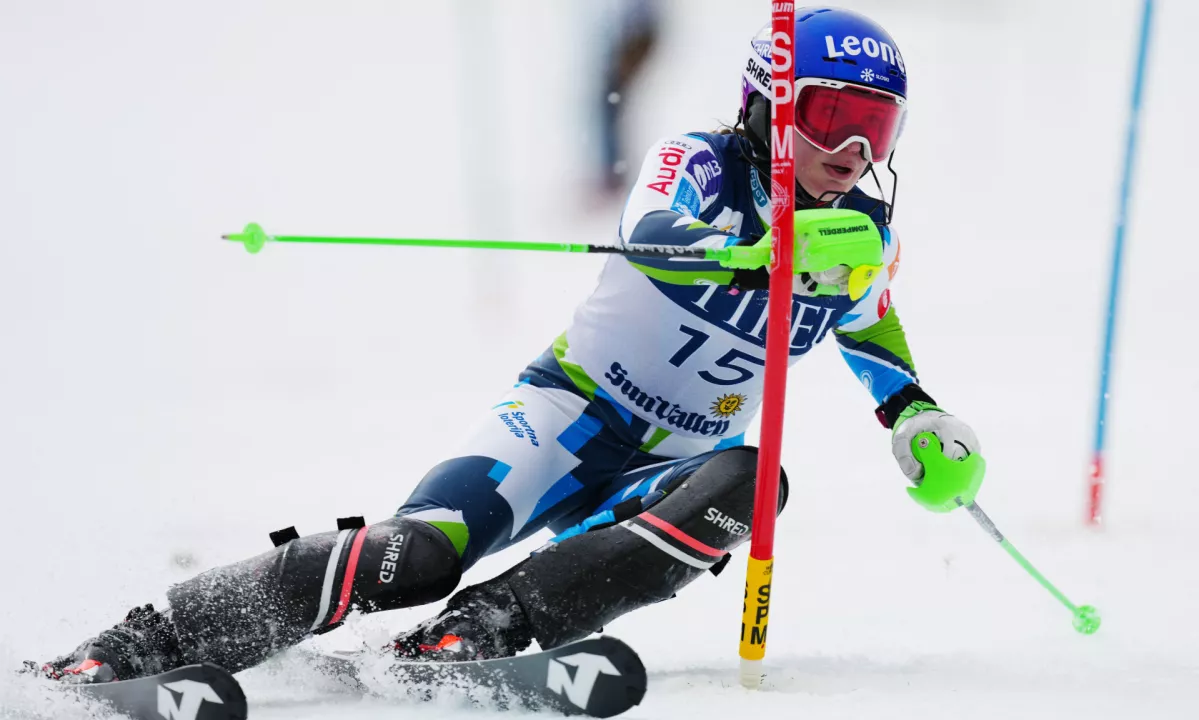 Po poškodbi kolena na četrtkovem treningu konec sezone za Andrejo Slokar