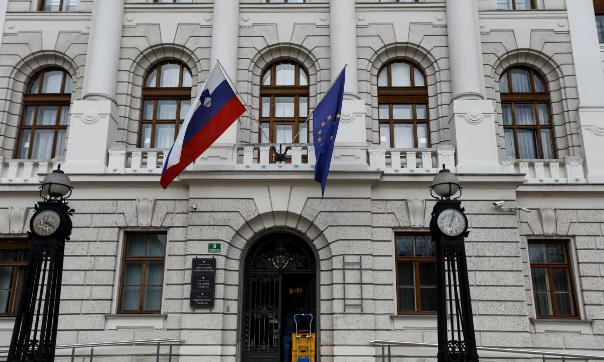 Na ljubljanskem sodišču se je končalo sojenje Alji L. iz okolice Zagorja, obtoženi povzročitve nenavadne, a nadvse tragične prometne nesreče.