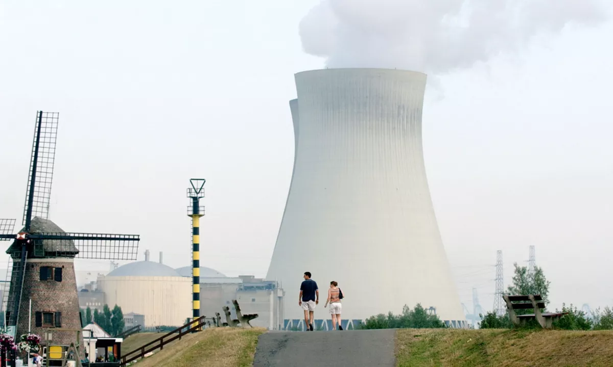 Droni tokrat nad nuklearko v Belgiji, za krajši čas zaprli letališče