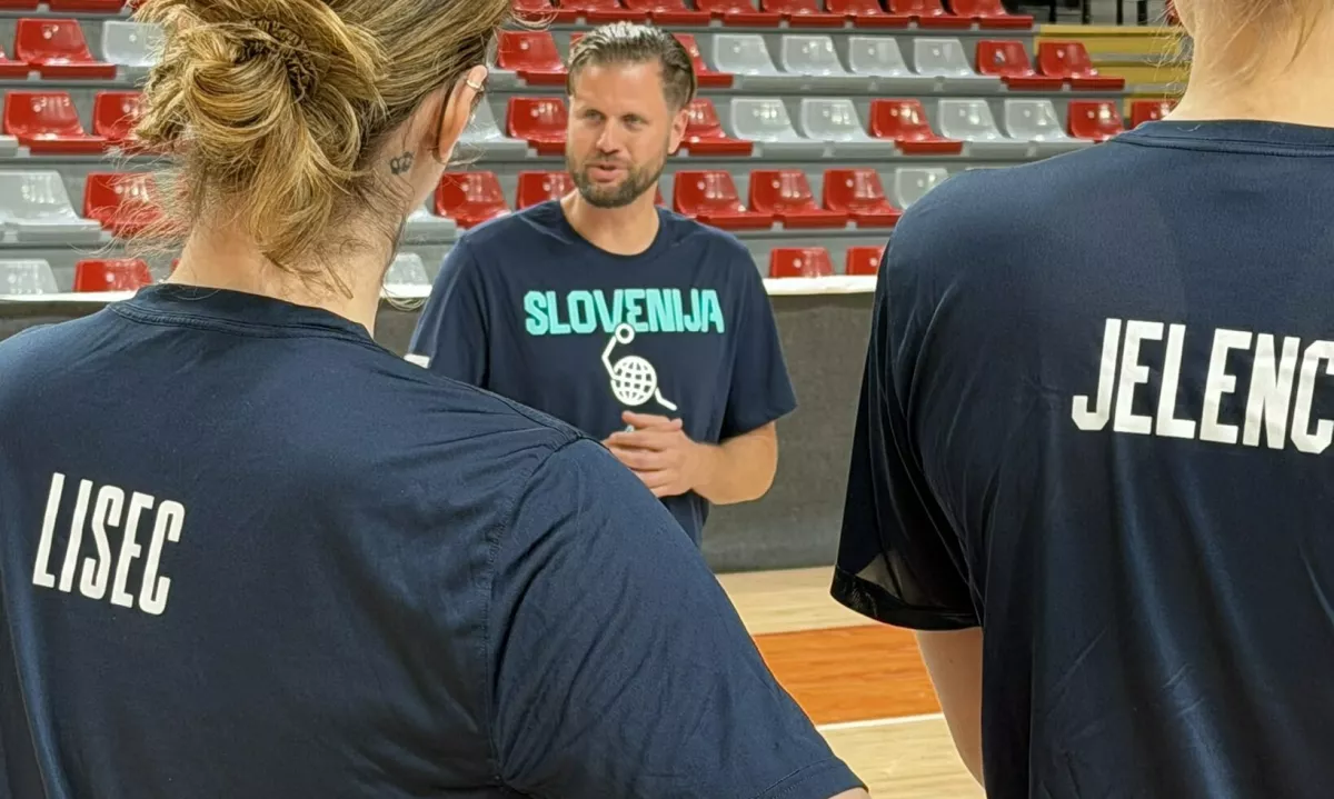 Slovenke brez Jessice Shepard