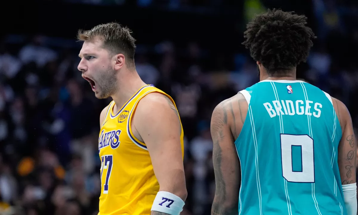 Dončić z 38 točkami pomagal odpihniti Charlotte Hornets