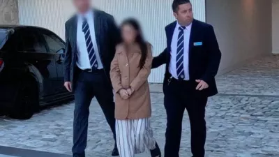 53-letnica se je izdajala za vedeževalko in ranljivim posameznikom ukradla na milijone evrov. 