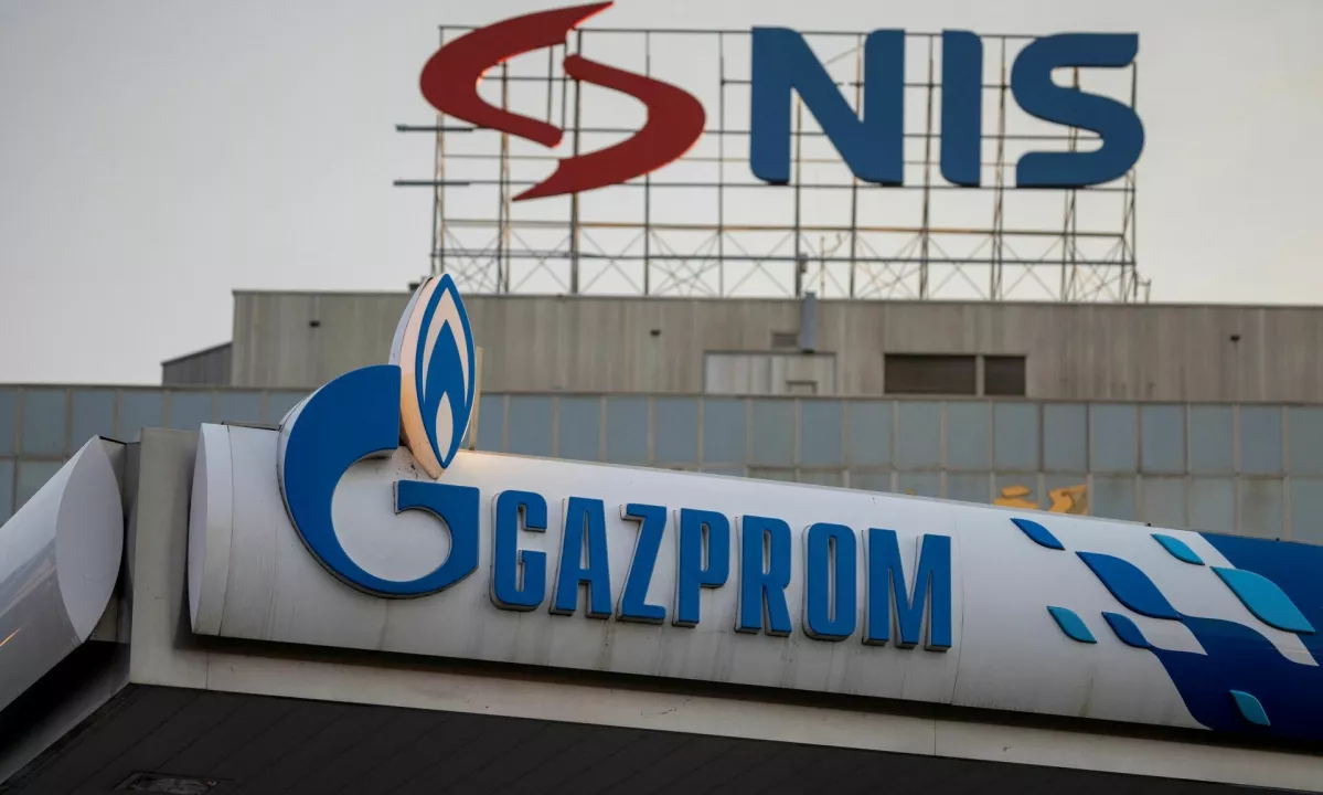 Gazprom je pripravljen prodati NIS, kupec naj bi bil MOL