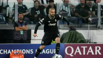 3CMTJJB Edon Zhegrova of Juventus FC is seen in action during the UEFA Champions League 2025/2024 match between Juventus FC and Borussia Dortmund at Allianz Stadium. FInal Score; Juventus FC 4:4 Borussia Dortmund.
