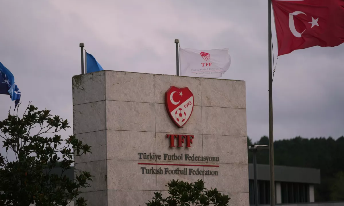 V Turčiji ob sodnikih suspendirali tudi 25 igralcev prve nogometne lige