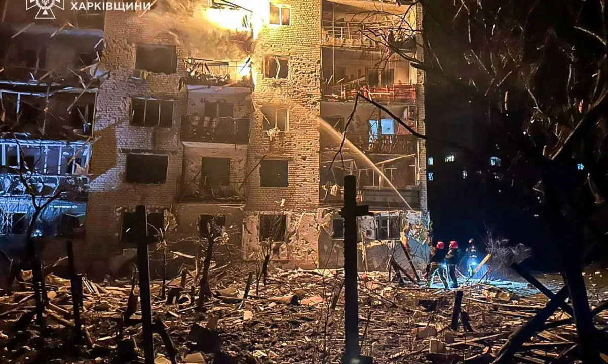 V ruskih napadih na vzhodu Ukrajine ubiti najmanj trije ljudje