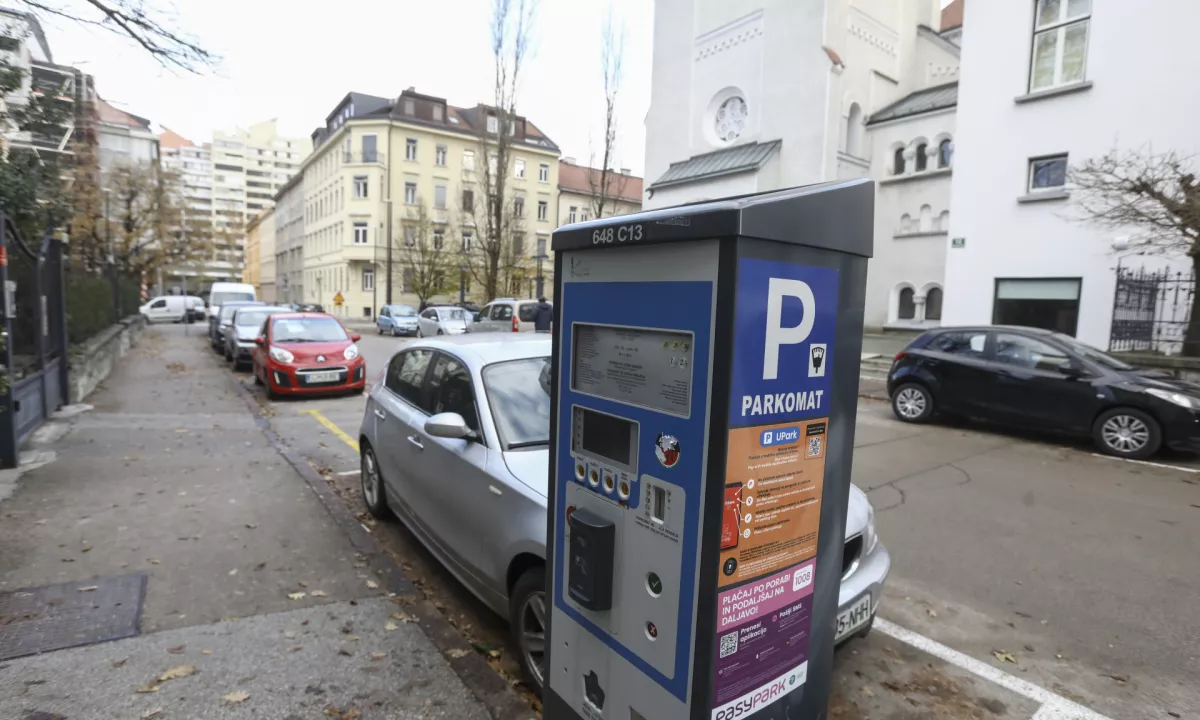 Ljubljanski mestni svetniki o proračunih in podražitvah parkirnin