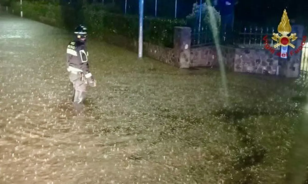 Blizu Gorice po zemeljskem plazu pogrešajo dva človeka