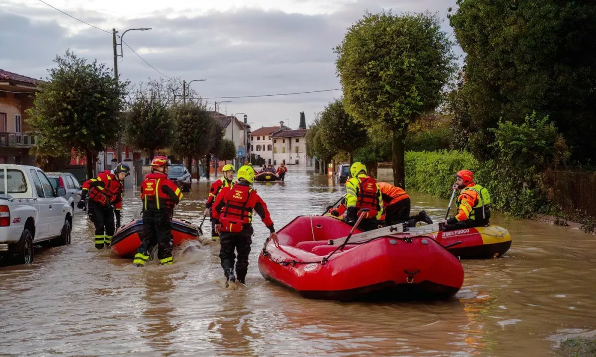 Pogrešana našli mrtva: Želel pomagati sosedi, ko je oba zasul plaz