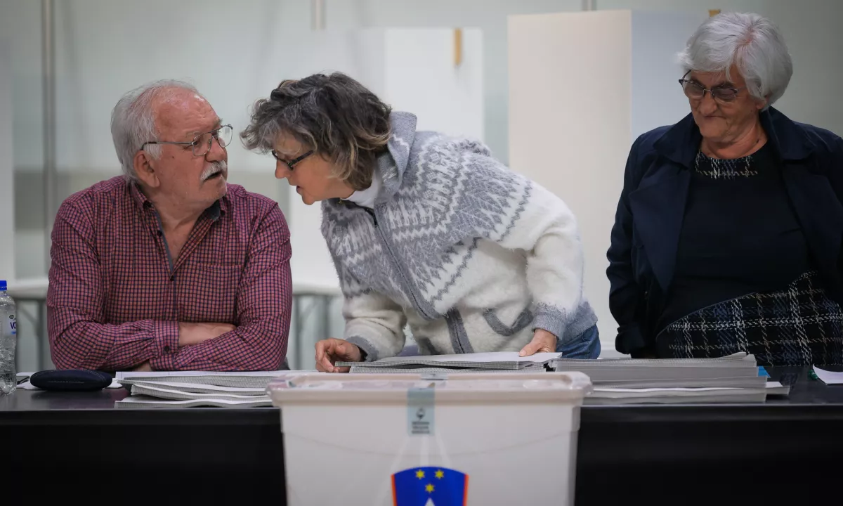 Začelo se je predčasno glasovanje o zakonu o pomoči pri prostovoljnem končanju življenja