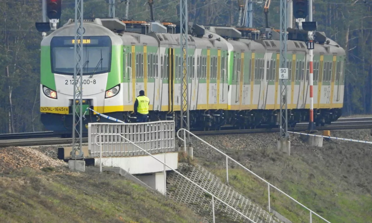Poljska za sabotažo na železnici obtožuje Rusijo in ukrajinske storilce