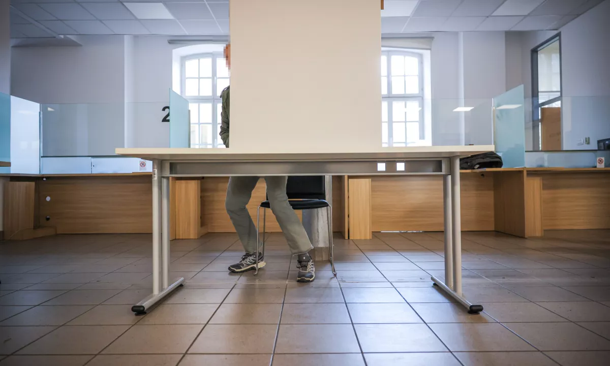 Prvi dan na referendumu predčasno glasovalo dobrih 9000 volivcev