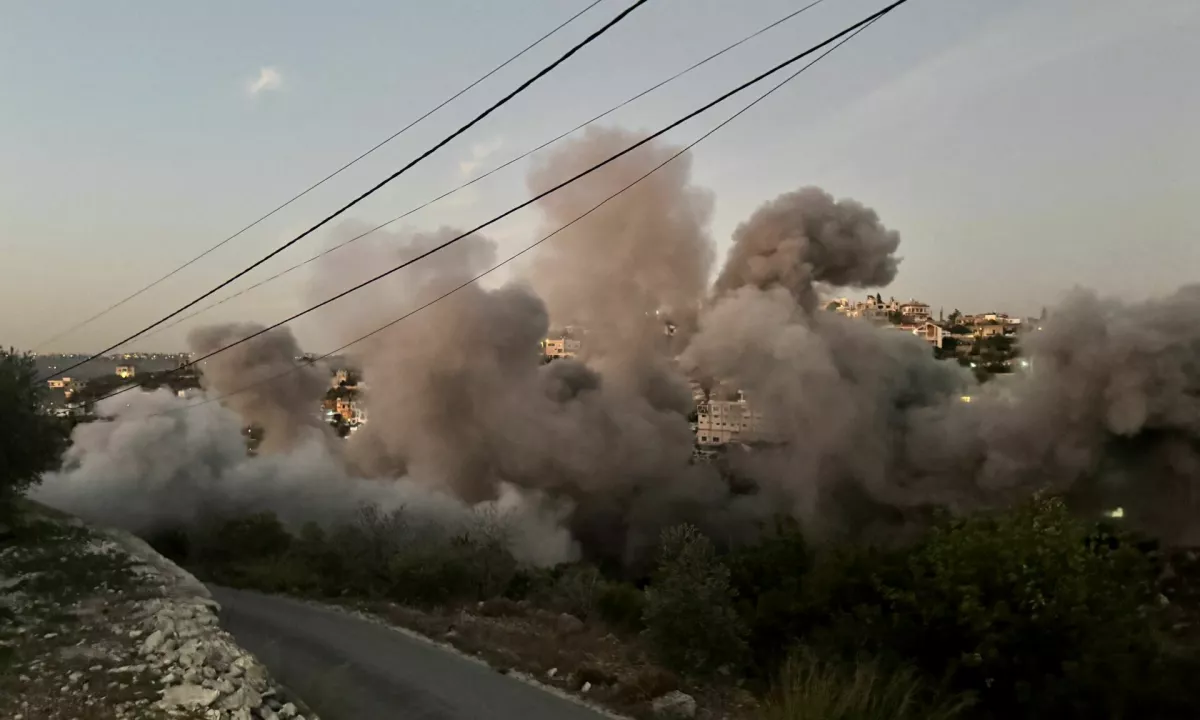 Izrael napadel Libanon, tarča palestinsko begunsko taborišče in mošeja