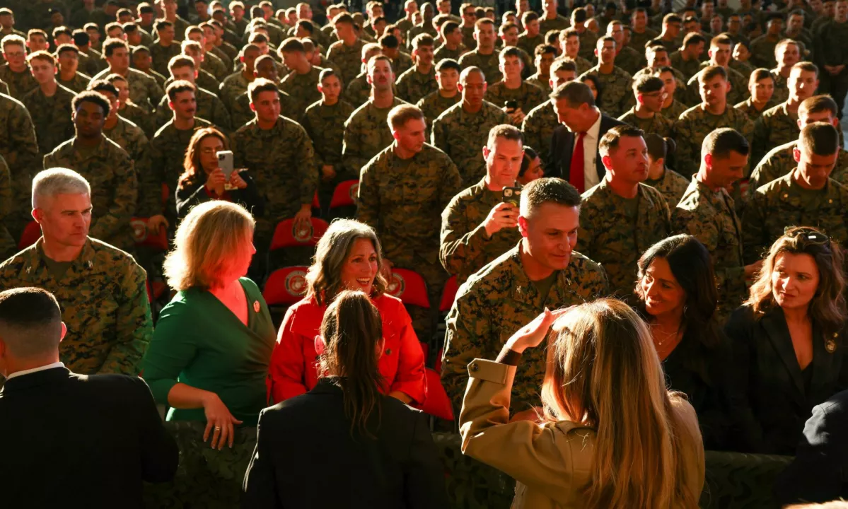 Melania Trump obiskala marince in šolarje v Severni Karolini