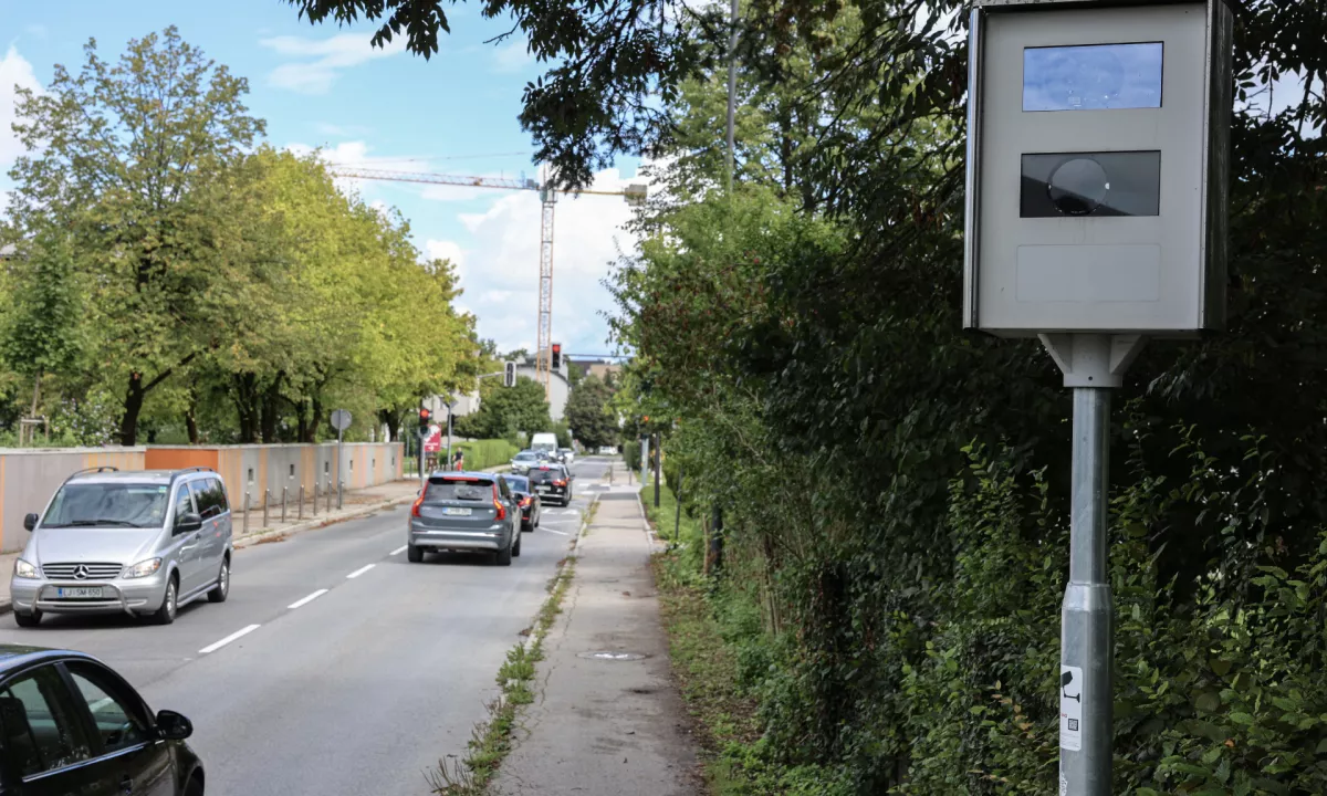 V Ljubljani postavljene nove lokacije za merjenje hitrosti