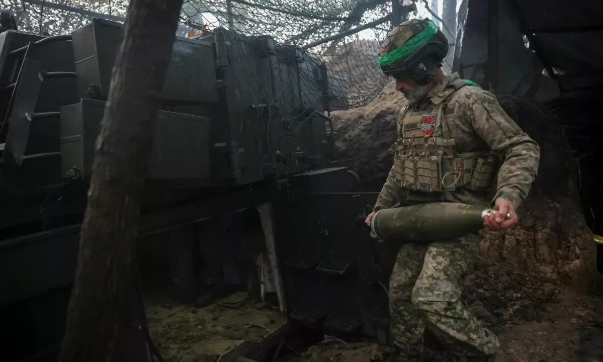 Rusija in Ukrajina izvedli nočne napade z droni, več mrtvih in ranjenih