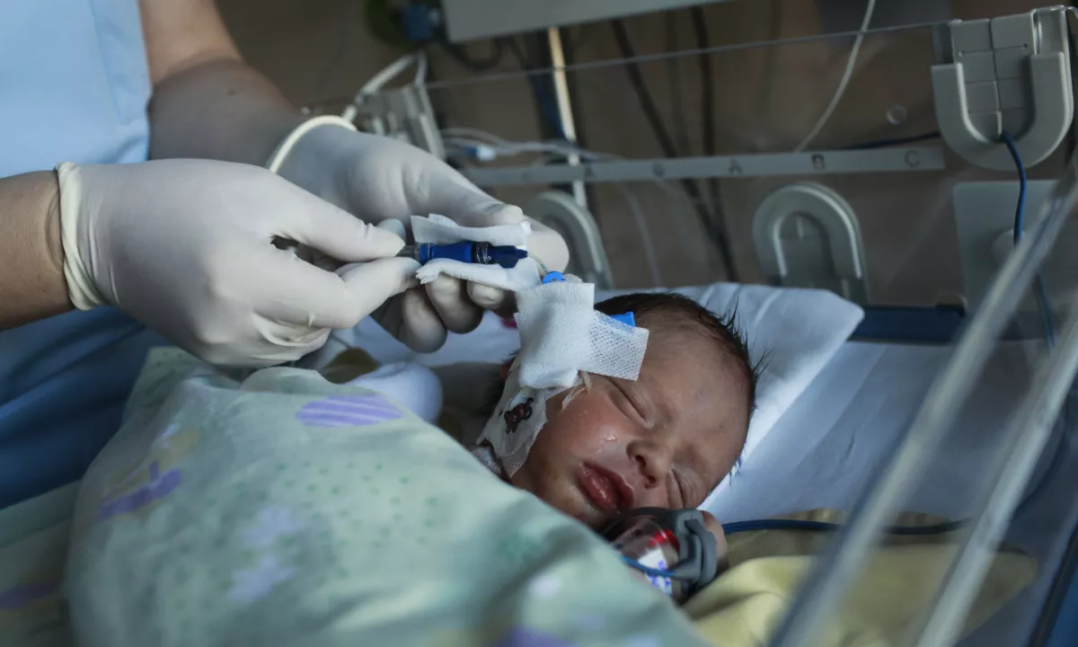 DZ sprejeli priporočila glede zdravljenja otrok z redkimi boleznimi