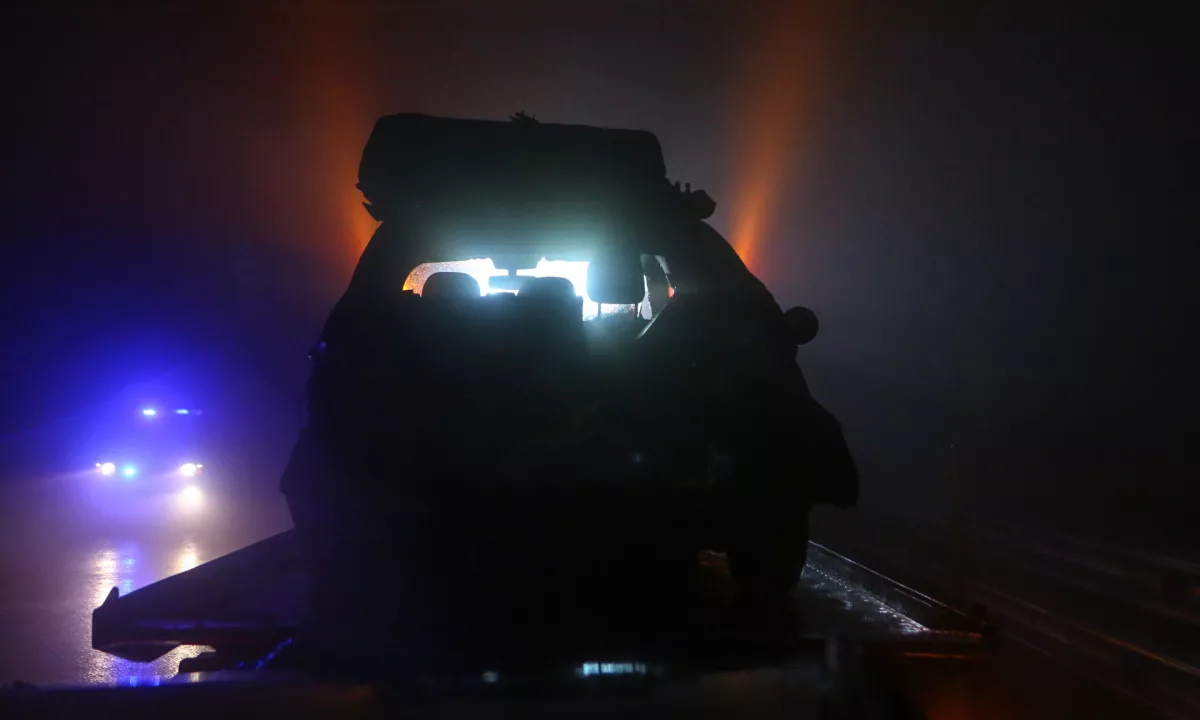 Na primorski avtocesti umrl nemški državljan, Ukrajinka se bori za življenje