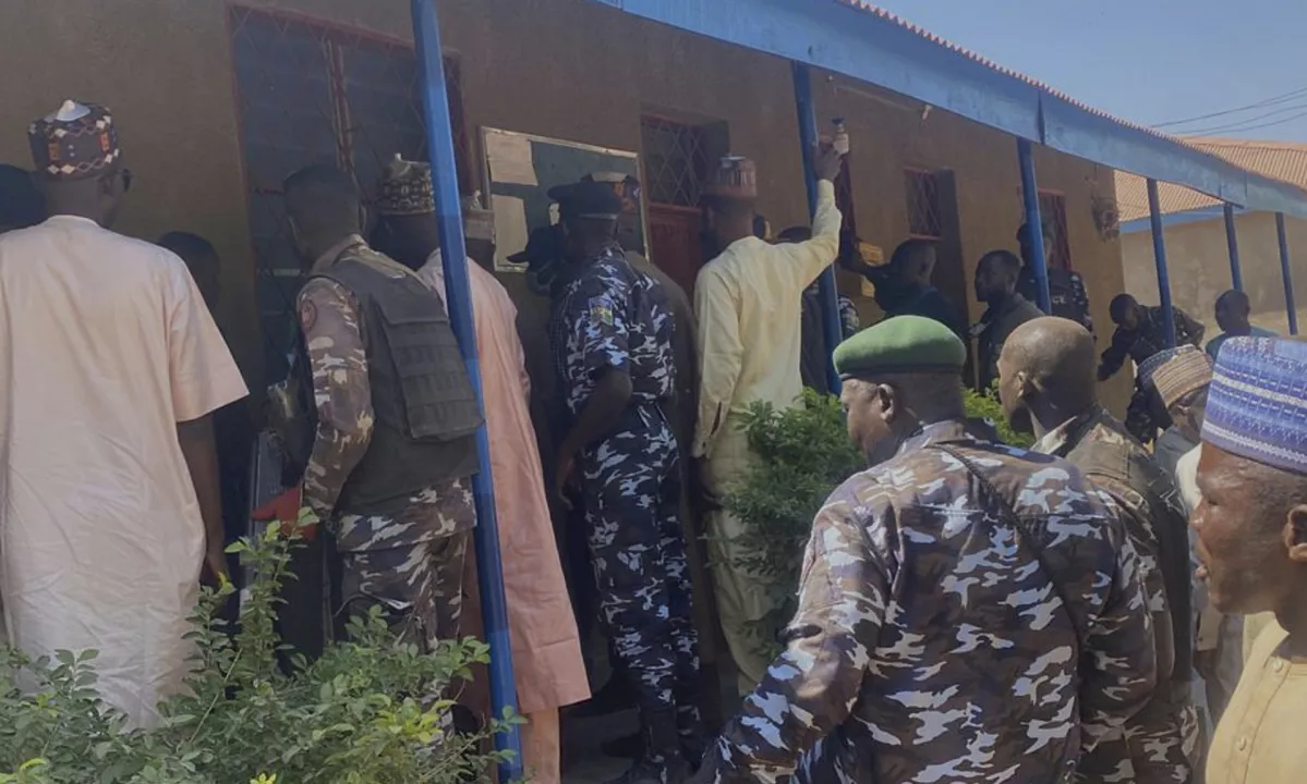 Zaradi množičnih ugrabitev razglasili izredne razmere