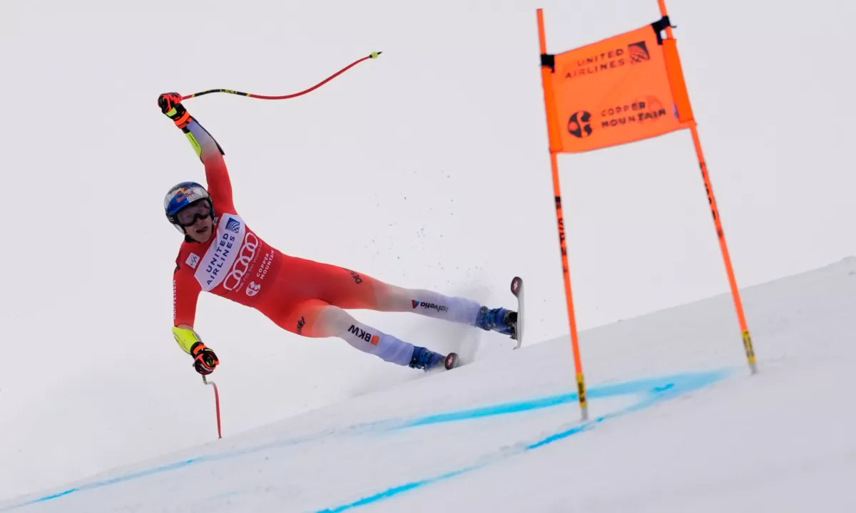 Odermatt zmagal na superveleslalomu v Copper Mountainu, Hrobat 13.